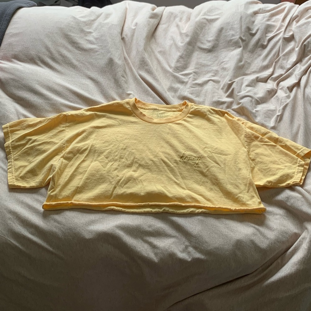 Brandy Melville Cropped Honey T-Shirt